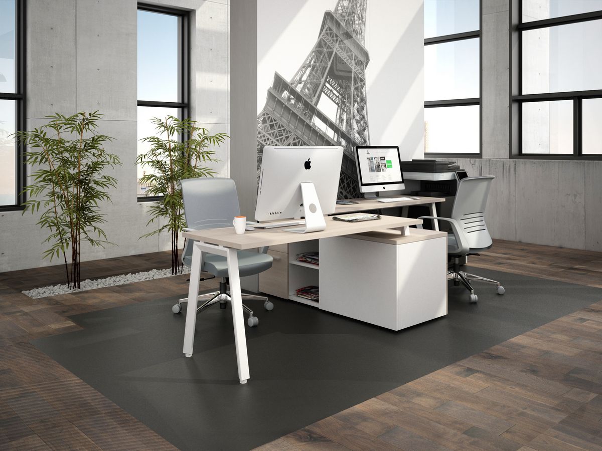 TECH ALPHA SILVER O ALPHA WHITE OPERATIVO CON CREDENZA BAJA LATERAL COMPARTIDA - OffiMobile