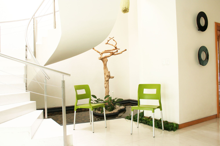 SILLA EXTERIOR SAND - offimobile